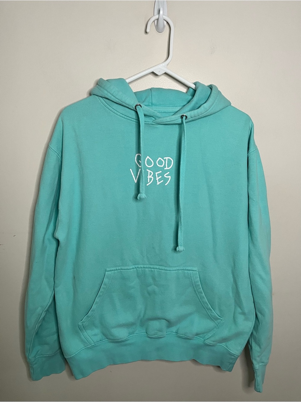 🎉 Men’s Teal SCW Good Vibes SweatshirtSize: Medium